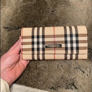 Brand new plaid wallet